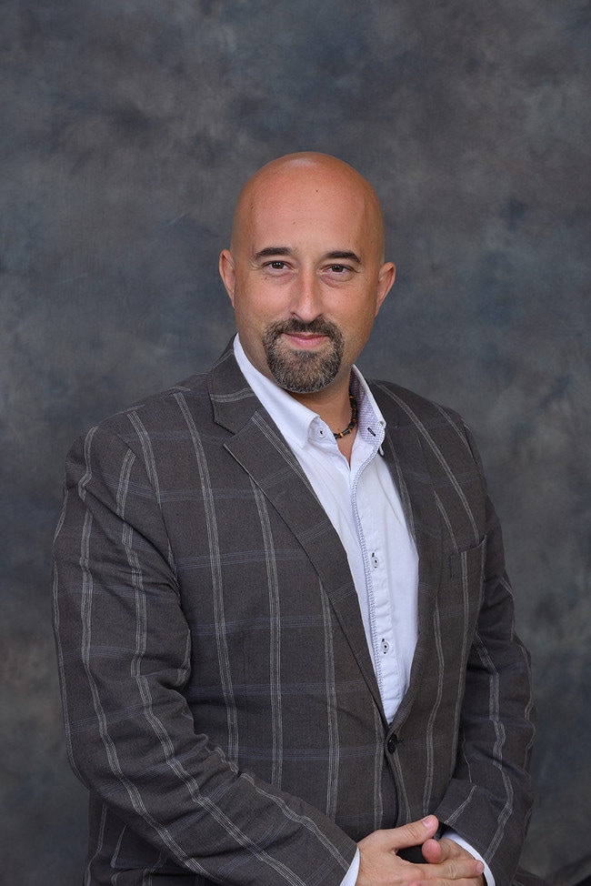 Agent Photo