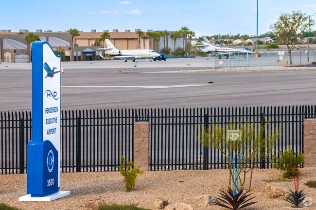 MacDonald Highlands sits close to Henderson Executive Airport.