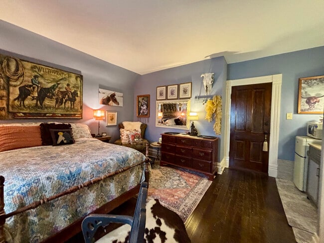 425 S Washington St, Dillon, MT 59725 - photo 2