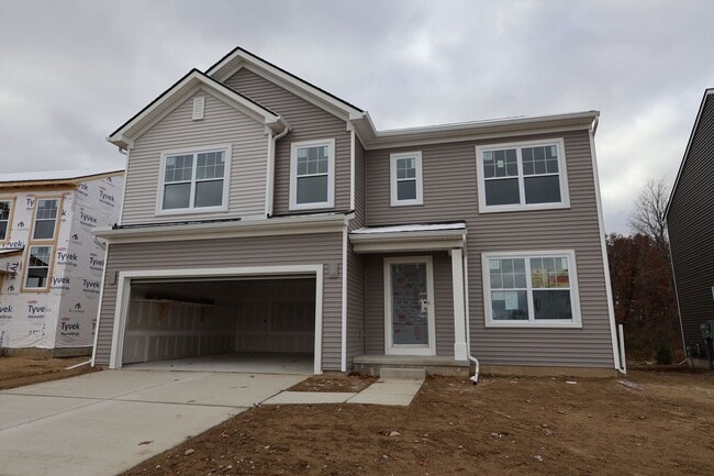 435 Hidden River W, Holly, MI 48442 - photo 2