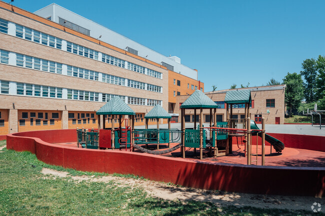 PS 58R Space Shuttle Columbia School serves grades PK through 5.