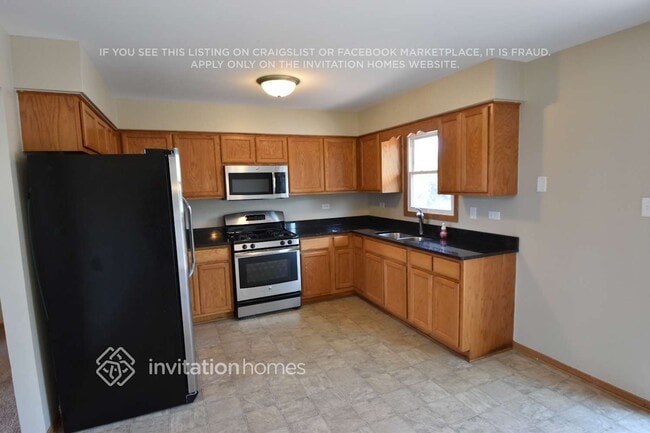 2714 Joe Adler Dr, Plainfield, IL 60586 - photo 3