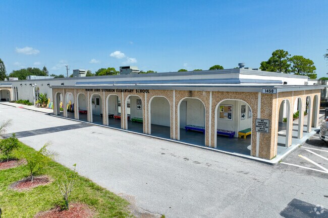Robert L. Stevenson Elementary School has an indoor/outdoor style campus.