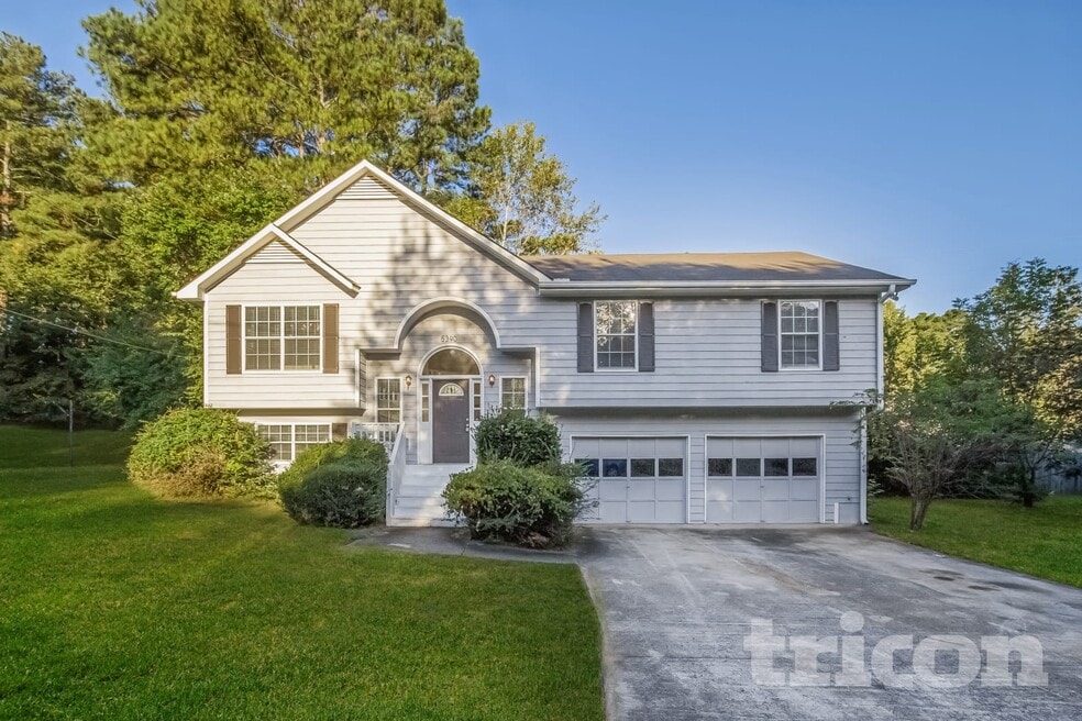 5390 Springbrook Dr SW, Powder Springs, GA 30127 - photo 1