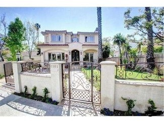 1101 S Bundy Dr, Los Angeles, CA 90049