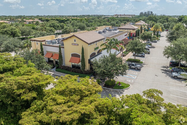 Local dining near Tuscany includes casual bites and upscale cuisine.