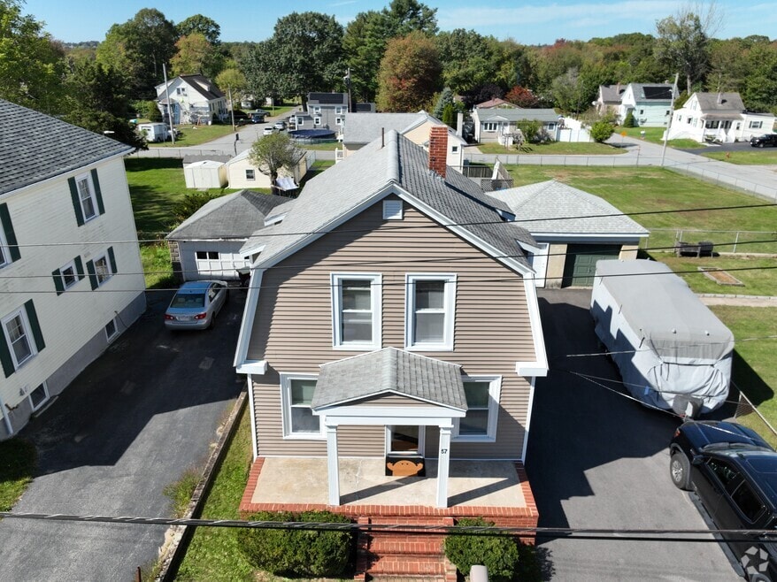 57 Crompton St, Acushnet, MA 02743 - photo 2