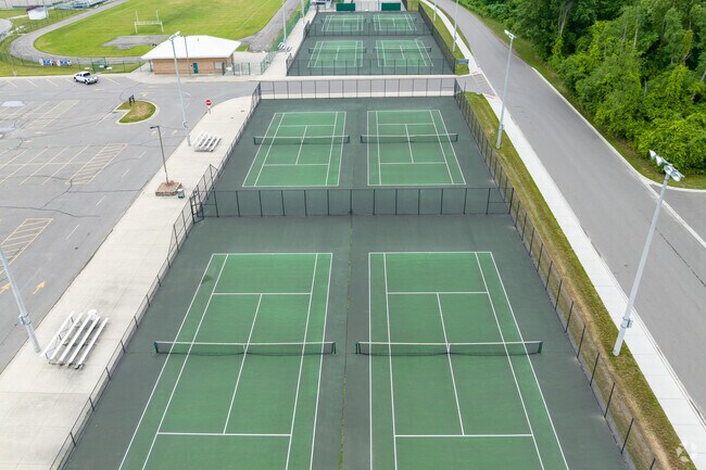 Adjacent tennis courts offer convenient access for Pierce Middle School students.
