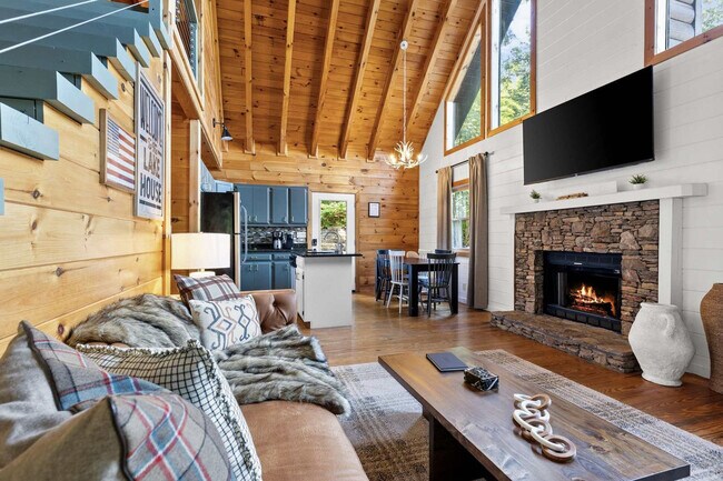 22 Green Mountain Ct unit ID1264827P, Blue Ridge, GA 30513 - photo 2