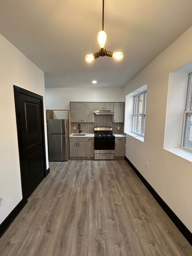 11 Thomas St 3E