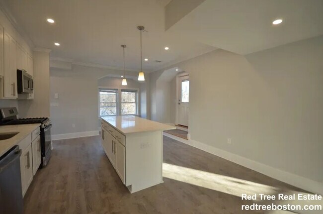 120 Kenrick St unit 3, Boston, MA 02135 - photo 6