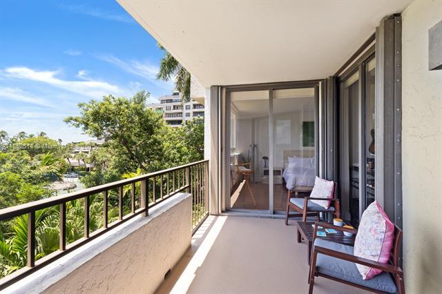 Botanica at Key Colony unit 411, Key Biscayne, FL 33149 - photo 3