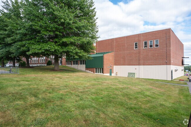 Mattanawcook Junior High School got a C+ for diversity from Niche.