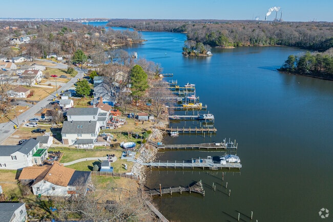 Waterfront properties in Glen Burnie offer a close retreat from modern Baltimore city life.