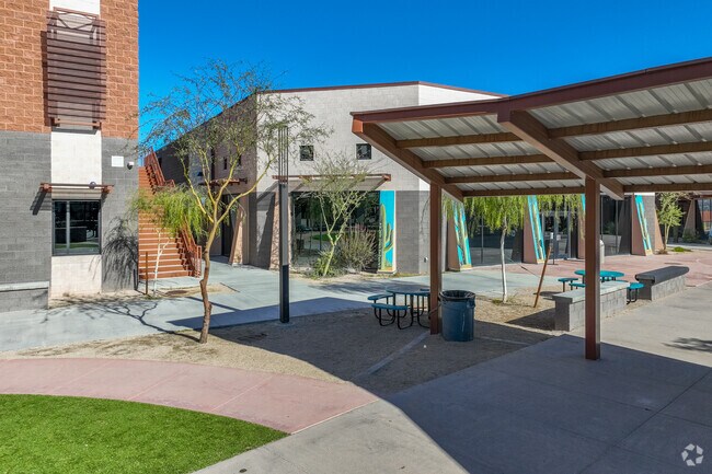 Empowering young minds, Blackwater Community in Phoenix leads with innovation.