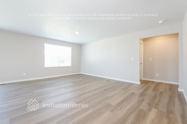 21937 E 39th Place, Aurora, CO 80019 - photo 3