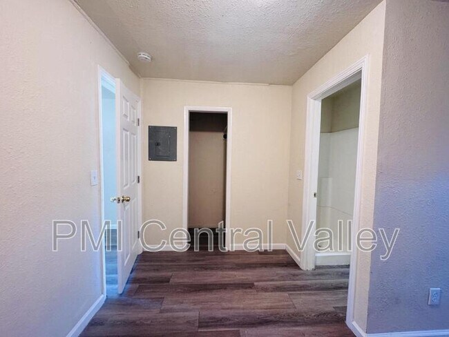 1508 Mono Dr unit 2, Modesto, CA 95354 - photo 7