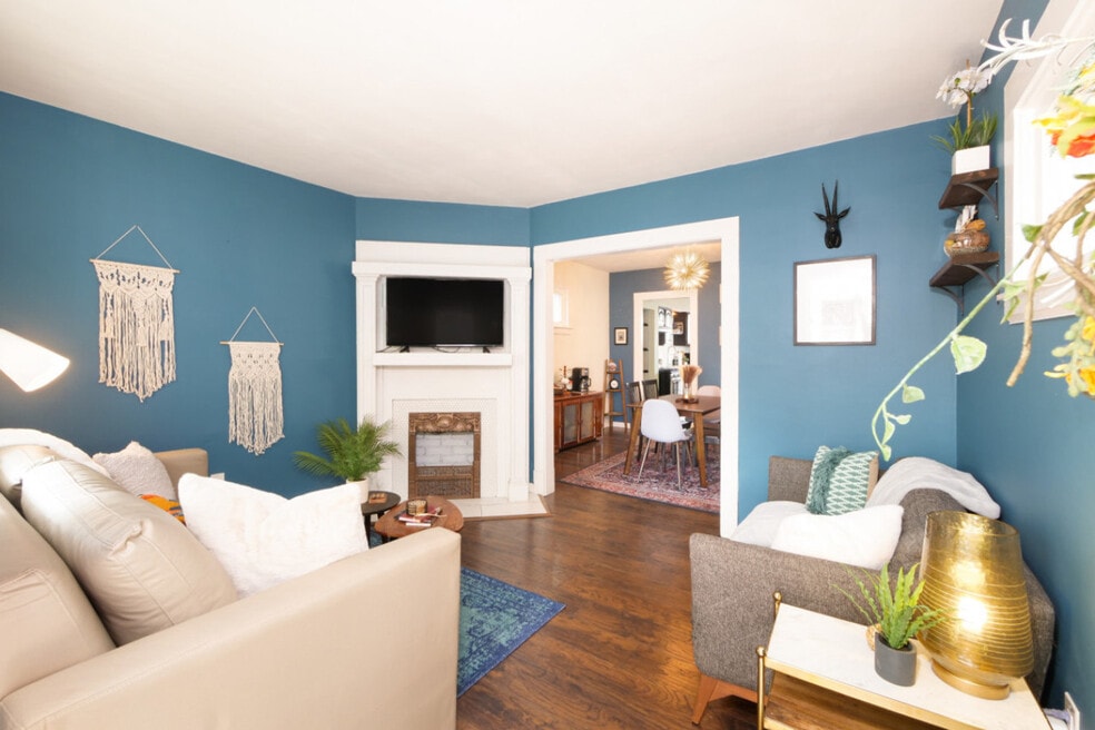 2156 W 34th Place unit ID1061031P, Cleveland, OH 44113 - photo 1