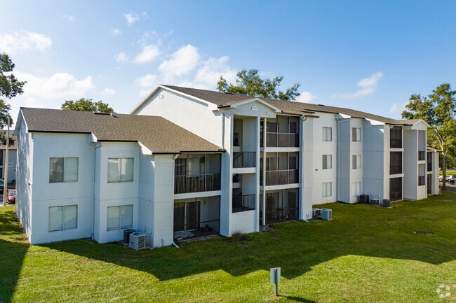 1918 Plantation Key Cir Brandon, FL 33511-4600