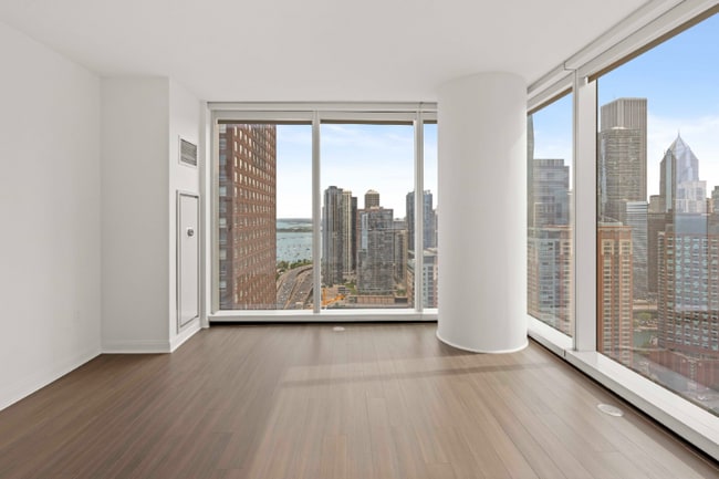 465 E Illinois St, Chicago, IL 60611 - photo 5