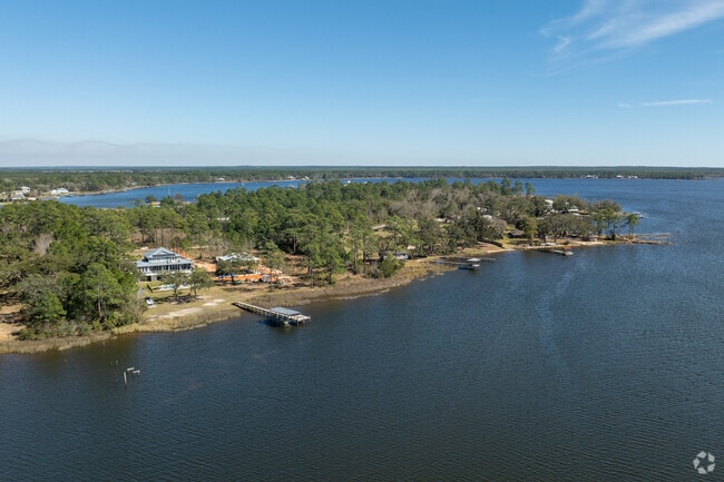 The community of East Milton lies along the east bank of the sand-bottom Blackwater River.