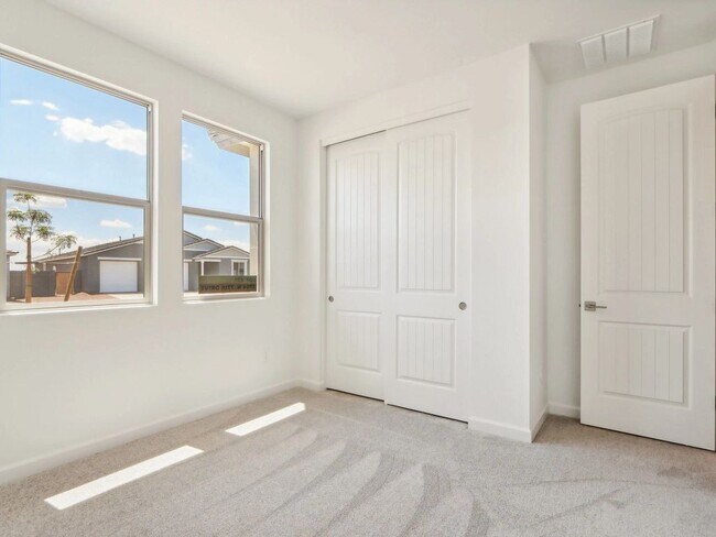 2551 E Homesteaders Rd unit 36493190, San Tan Valley, AZ 85140 - photo 6