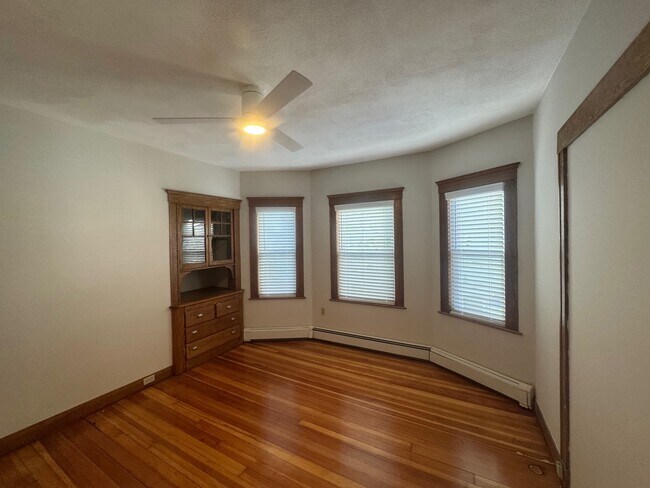 29 Frederick Ave unit 1, Medford, MA 02155 - photo 7