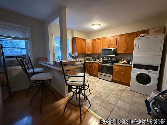 6 Bickford Ave unit 3, Roxbury Crossing, MA 02120 - photo 5