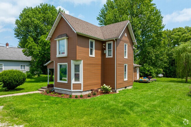 There are a few larger 3 and 4 bedroom homes in Colburn.