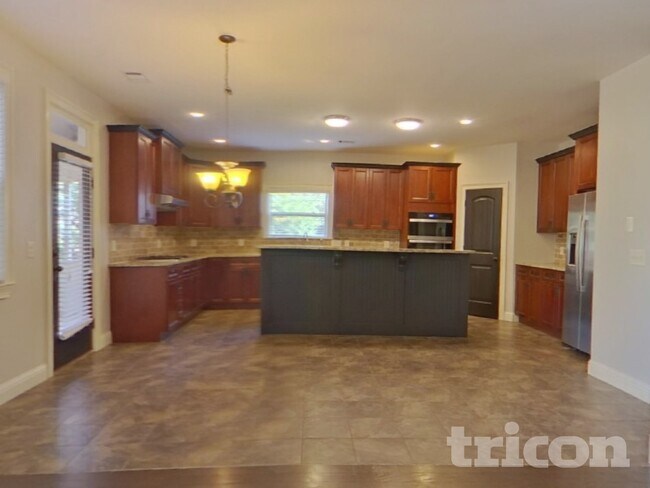 1821 Binnies Way, Buford, GA 30519 - photo 6