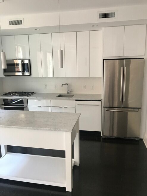 1011 M St NW, Washington, DC 20001 - photo 1