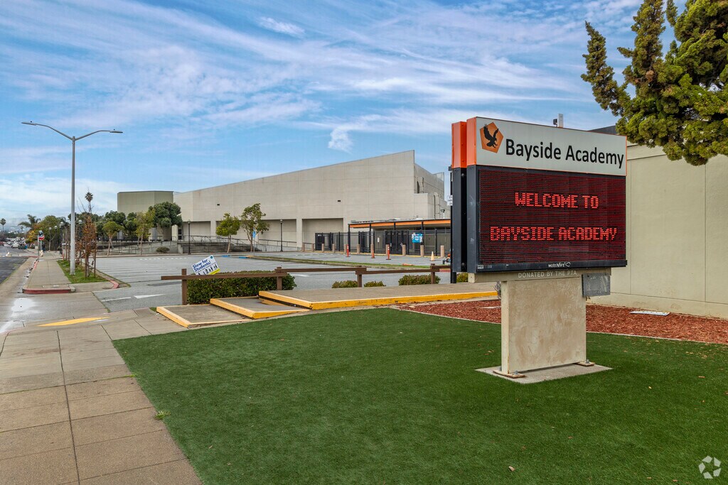 Bayside Academy is located in San Mateo, California.