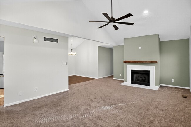 9592 Maple Way, Indianapolis, IN 46268 - photo 5