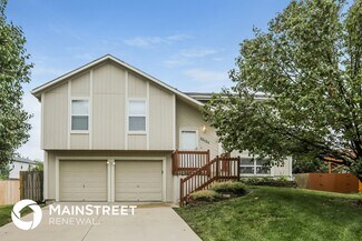 32525 W 174th St, Gardner, KS 66030