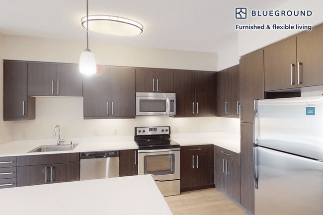 5200 Iron Horse Pkwy unit FL5-ID10552A, Dublin, CA 94568 - photo 6