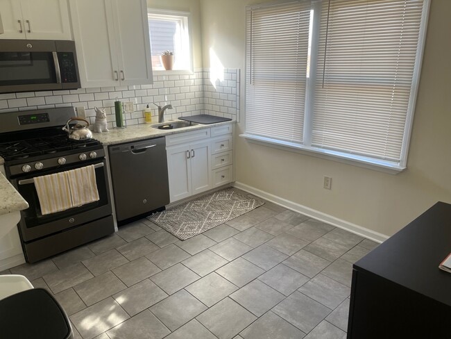 106 Dallas Rd unit 2nd Floor, Willow Grove, PA 19090 - photo 7