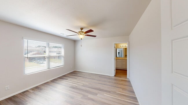 1048 John Ave unit 38619974, Trinity, AL 35673 - photo 7