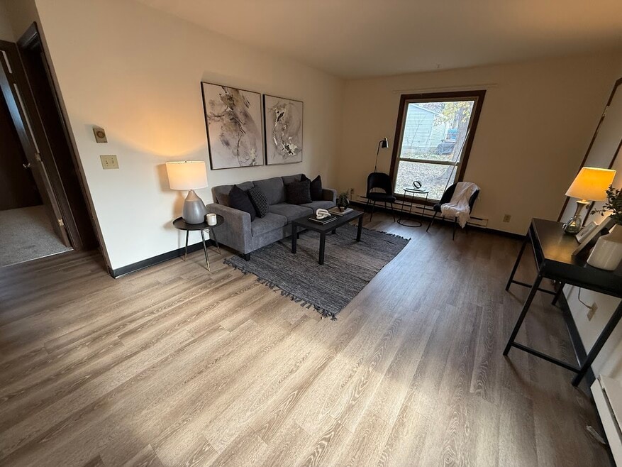 805 Brandie Rd unit 805, Madison, WI 53714 - photo 1