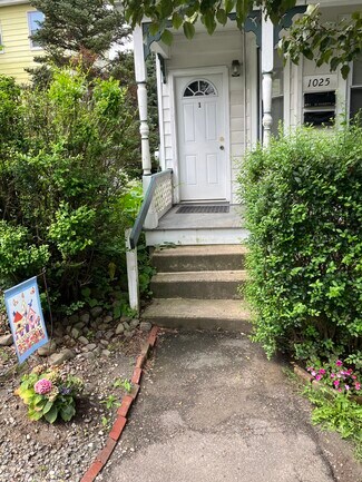 1025 Willow St Unit 1, Plains Township, PA 18702