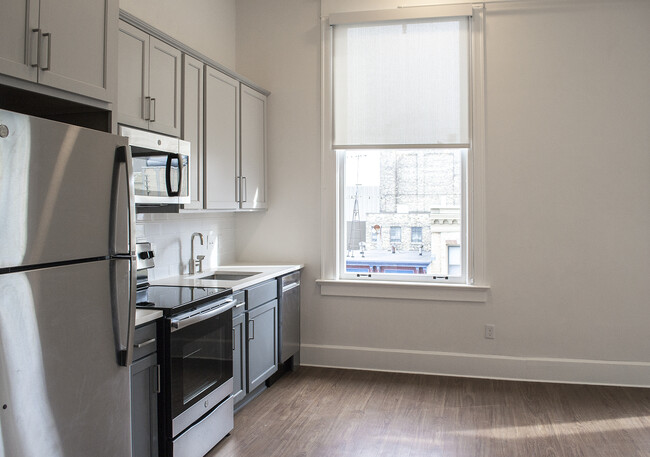 Doneff's Schuette Building LLC, Manitowoc, WI 54220 - photo 6