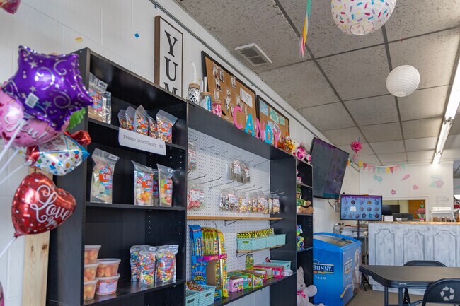 Nana's Sweets will satisfy your cravings here in Mauldin.