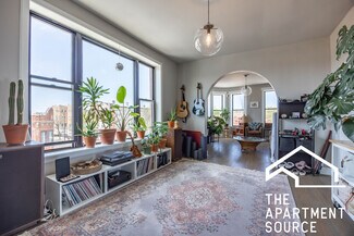 3237 W Armitage Ave Unit 2, Chicago, IL 60647
