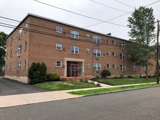 34 Fairview St, West Hartford, CT 06119