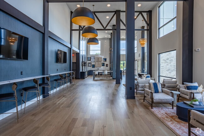 The Crest at South Point: After Hours Clubhouse with WIFI