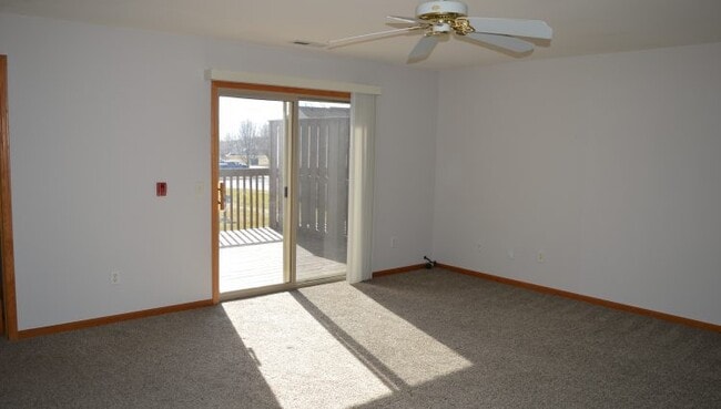 397 Country Clover Dr, Deforest, WI 53532 - photo 5