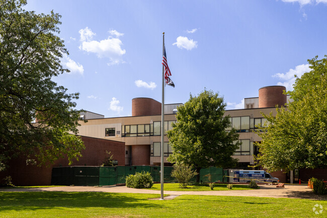 Nellie K. Parker Elementary School has 533 students in grades PK, K-4.