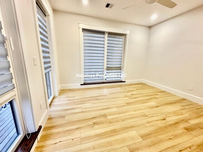 100 Mt Pleasant Ave unit 3, Boston, MA 02119 - photo 6