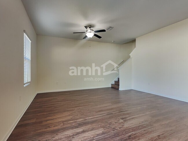 8716 Layalie Way, Gibsonton, FL 33534 - photo 5