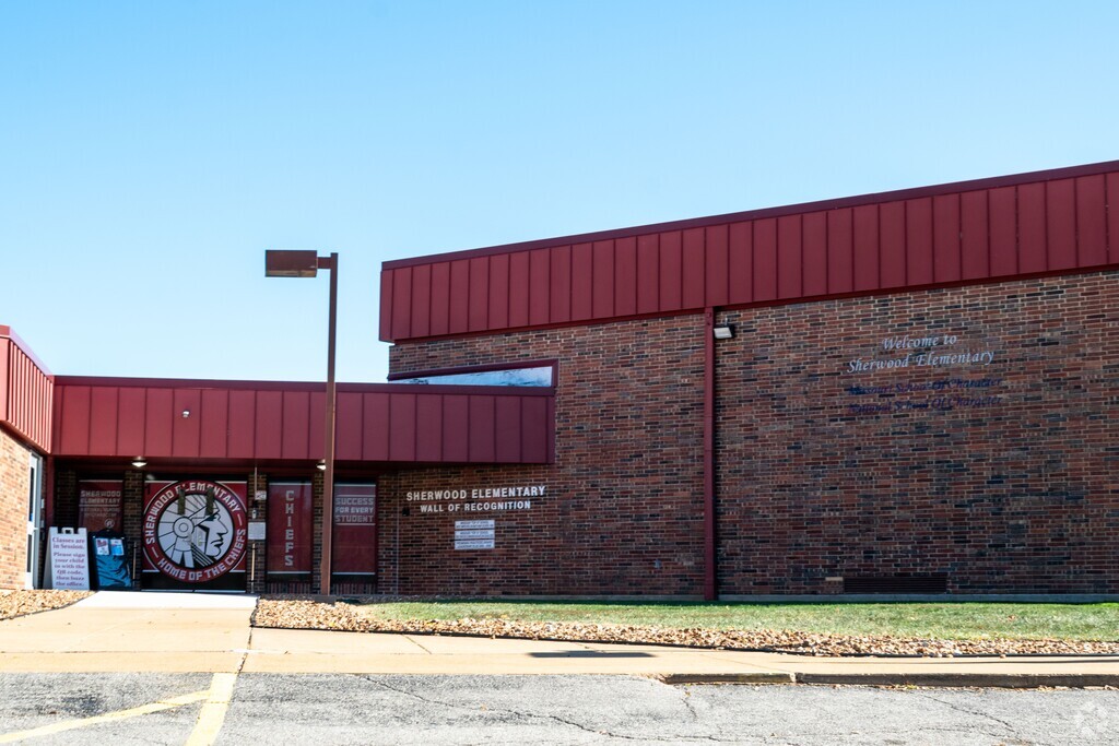 Sherwood Elementary School serves students in the Arnold community.