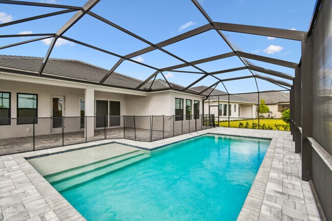 18057 Foxtail Loop, Venice, FL 34293 - photo 7